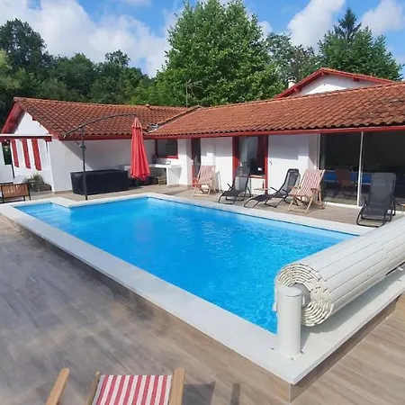 Hébergement de vacances Mendi Ura